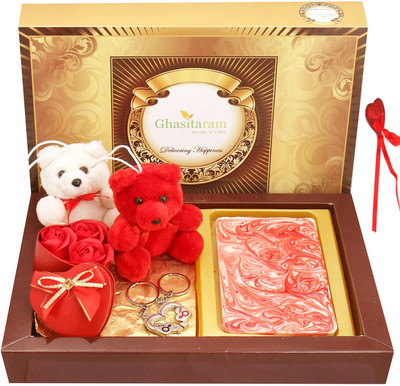 

Ghasitaram Gifts Chocolates-Marble Chocolate Bark Big with Teddies, Keychain Set and Small Roses Heart Box Combo(6)