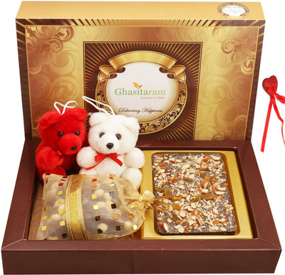 

Ghasitaram Gifts Chocolates-Dark Dryfruit Chocolate Bark Big with Teddies and Nutties Combo(5)