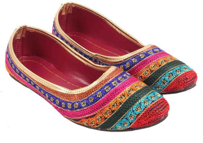 

Sanaya Girls Slip on Jutis(Multicolor