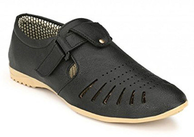 

Leon Boys Velcro Strappy Sandals(Black