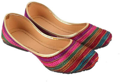 

Kesar Designs Girls Slip on Jutis(Multicolor