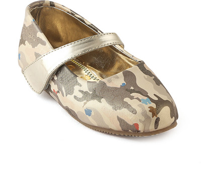 

Chiu Girls Slip on Ballerinas(Brown