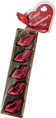 

Chocoworld KISS ME - VALENTINES DAY GIFT- Dark Chocolate Gifts for Boyfriend, Girlfriend, etc - 70 GMS Bars(70 g)