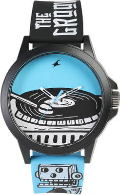 fastrack 38003pp17