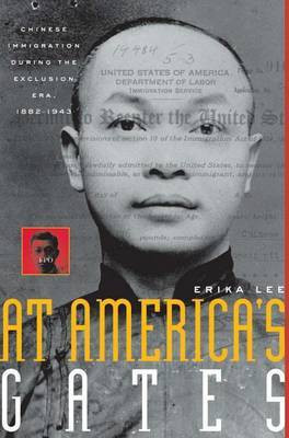 At America's Gates(English, Electronic book text, Lee Erika)