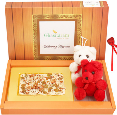

Ghasitaram Gifts Chocolates-White Dryfruit Chocolate Bark Small with Teddies Combo(3)
