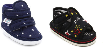 

Chiu Boys & Girls Velcro Flats(Black, Blue & black