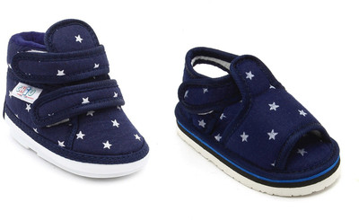 Chiu Boys & Girls Velcro Flats(Blue