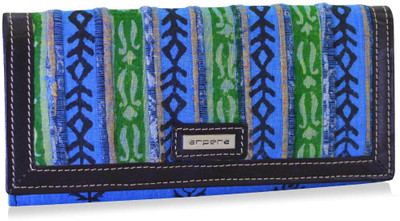 

Arpera Casual Blue Clutch