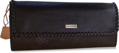 

Arpera Casual Brown Clutch