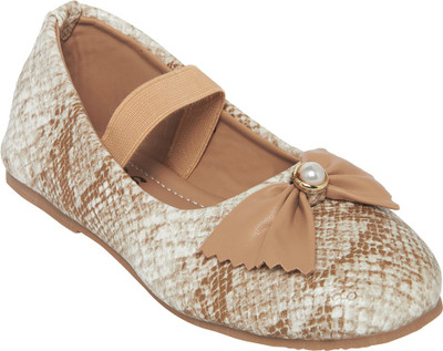 

Chiu Girls Slip on Ballerinas(Beige