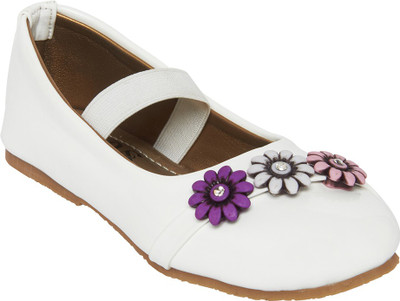 

Chiu Girls Slip on Ballerinas(White