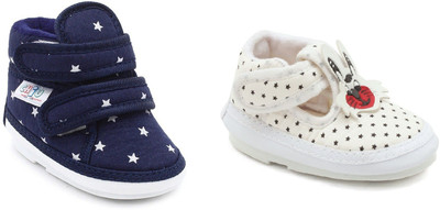 

Chiu Boys & Girls Velcro Casual Boots(White