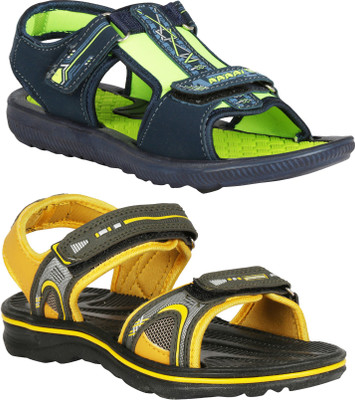 

Claptrap Boys Velcro Sports Sandals(Multicolor