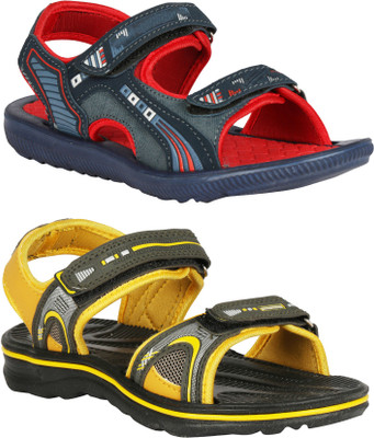 

Claptrap Boys Velcro Sports Sandals(Multicolor