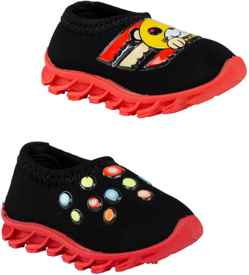 

Air Magic Boys & Girls Slip on Sneakers(Multicolor, Multicolour