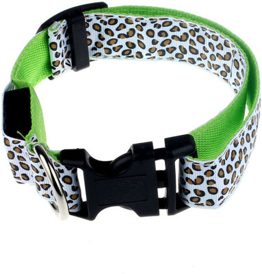 

Futaba Embellished Dog Collar Charm(Green, Round)