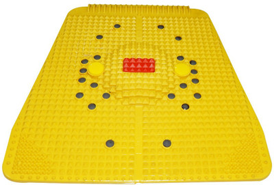 LooMantha PM0.3 Blood Circulation Power Mat And Foot Massager(Yellow)