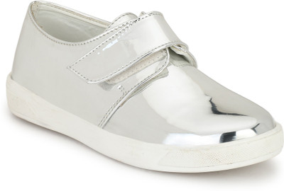 

Steprite Boys & Girls Velcro Sneakers(Silver