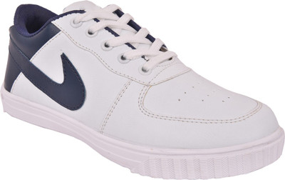 

Manghani Boys & Girls Velcro Sneakers(White