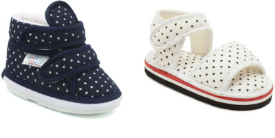 

Chiu Boys & Girls Velcro Flats(Blue, Blue & white