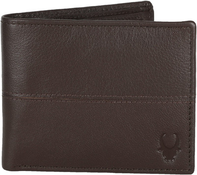 84% OFF on WildHorn Men Casual, Formal Brown Genuine Leather Wallet(5 Card Slots) 84% OFF on WildHorn Men Casual, Formal Brown Genuine Leather Wallet(5 Card Slots)