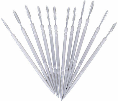 

Hua you Multi Purpose Double Headed Plastic Oral Dental Brush Floss with Tooth Pick / Fruit Pick Sticks - Pack of 3 (Each Approx 200 Sticks)(20 cm, Pack of 3)