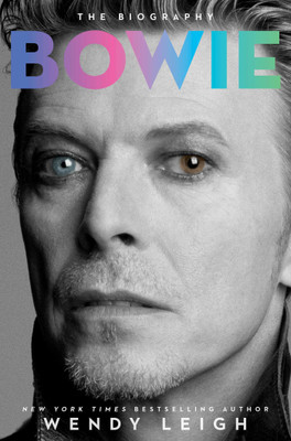 Bowie(English, Hardcover, Leigh Wendy)