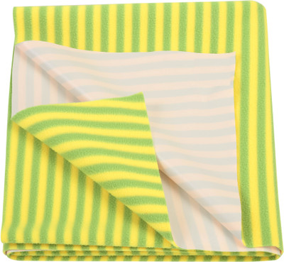 

Newnik Cotton Baby Bed Protecting Mat(GREEN APPLE