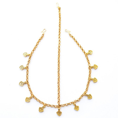 

PRETTY PONYTAILS Antique Gold Matha Patti Maang tikka Wedding Jewelry Hair Chain(Gold)
