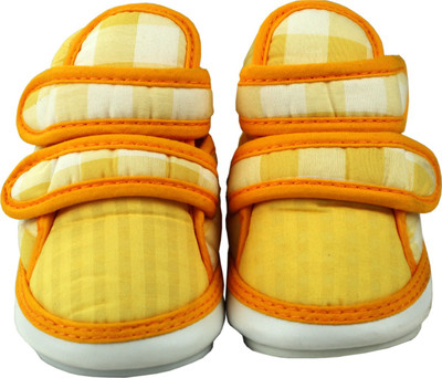 

VLS Lifestyle Boys & Girls Velcro Casual Boots(Green, Yellow