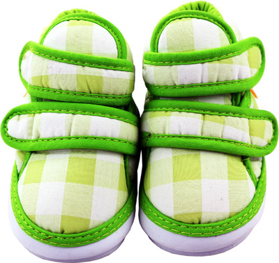 

VLS Lifestyle Boys & Girls Velcro Casual Boots(Green