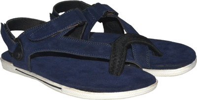 

Strive Men Blue Casual