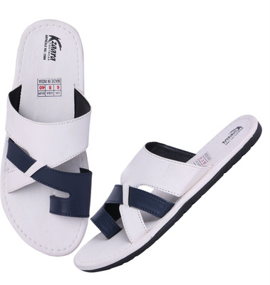 

Kzaara Men White Flats