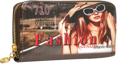 

Hawai Casual Multicolor Clutch