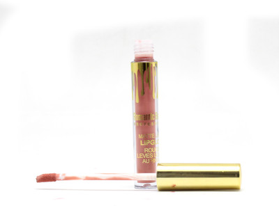 

Romantic Beauty Matt Lip Gloss Kissmat Sumptuously(4.5 g, Brown)