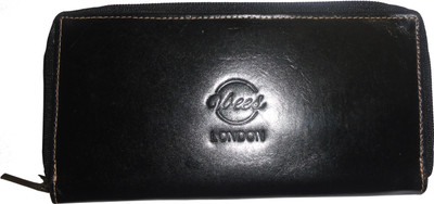 56% OFF on Vbee's Casual Black Clutch