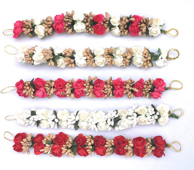 

Dibha Flower Hair Gajra Set of 5 Gajra in Different Colors Bun Clip, Hair Band, Bun(Multicolor)