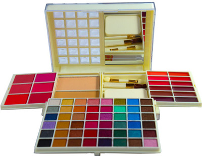 

MELANIA Colour Eye Shadow with Blusher with Contect Powder Makeup Kit