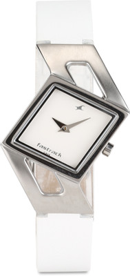 20 OFF on Fastrack Basics Analog Watch For Men on Flipkart