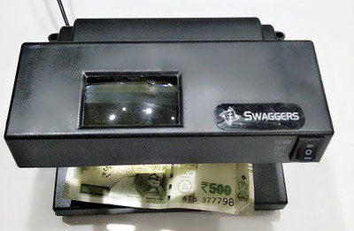 SWAGGERS Ultraviolet Detection MINI FND FAKE NOTE DETECTOR Countertop Currency Detector(MG)