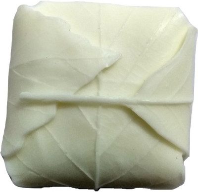 

Sunshine Leaf Style Home Made Soap 120 g (Milk) Glycerin Based(120 g)