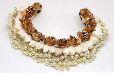 

Iyaan Artificial Golden Gajra For Wedding Girl Gajra And Hair Accessories Gajra/Veni For Girls Hair Accessory Set(Gold)