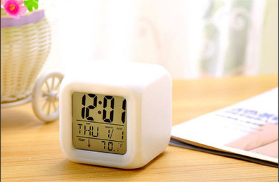RHONNIUM Digital Multicolor Clock