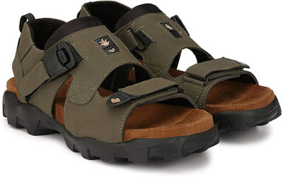 High Steps Men Green Casual