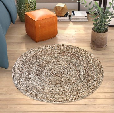 The Home Talk Beige Jute Area Rug(3 ft,  X 3 ft, Circle)