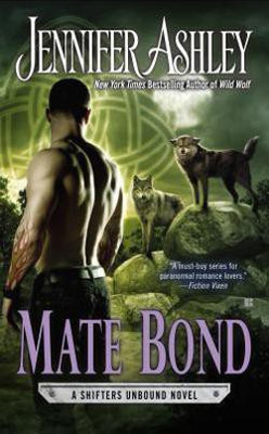 Mate Bond(English, Paperback, Ashley Jennifer)