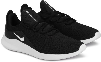 Nike VIALE Training & Gym Shoes For Men(Black) 1
