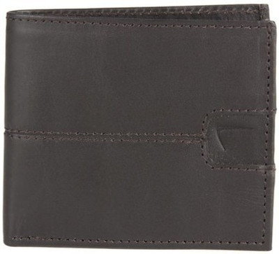 41% OFF on Fume Men Formal Brown Genuine Leather Wallet(3 Card Slots) 41% OFF on Fume Men Formal Brown Genuine Leather Wallet(3 Card Slots)