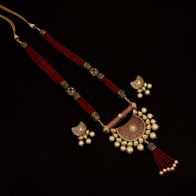 piah fashion Brass Jewel Set(Maroon)